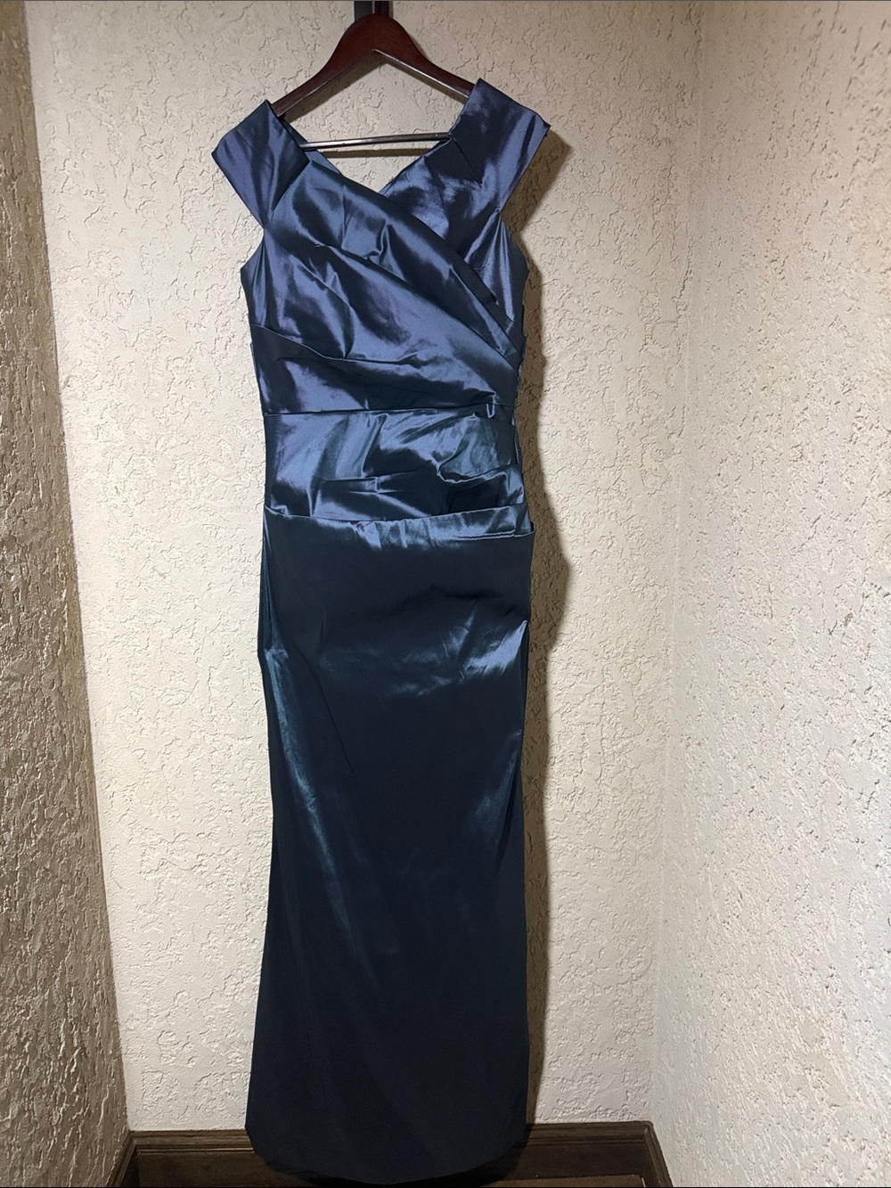 Rickie Freeman for Teri Jon Slate Iridescent Ruched Taffeta Gown Size 12